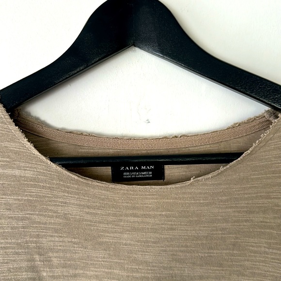 Zara Long Sleeve - Picture 4 of 4